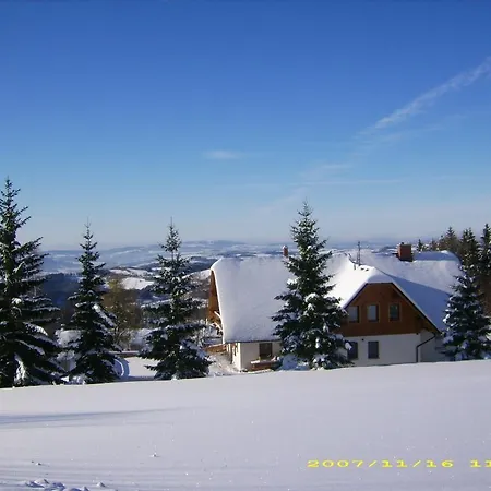 Holubec Guest house 3*